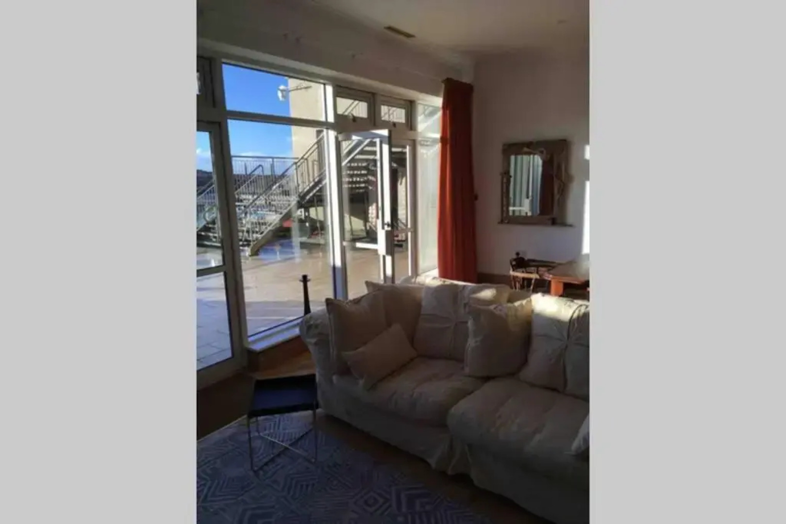 The Loft @ Clifden Bay Apartments