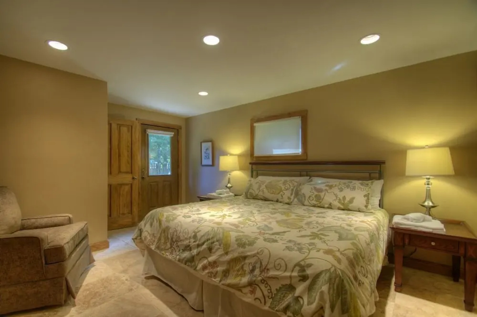 Bullhead Mountain Lodge - 8 Br Home