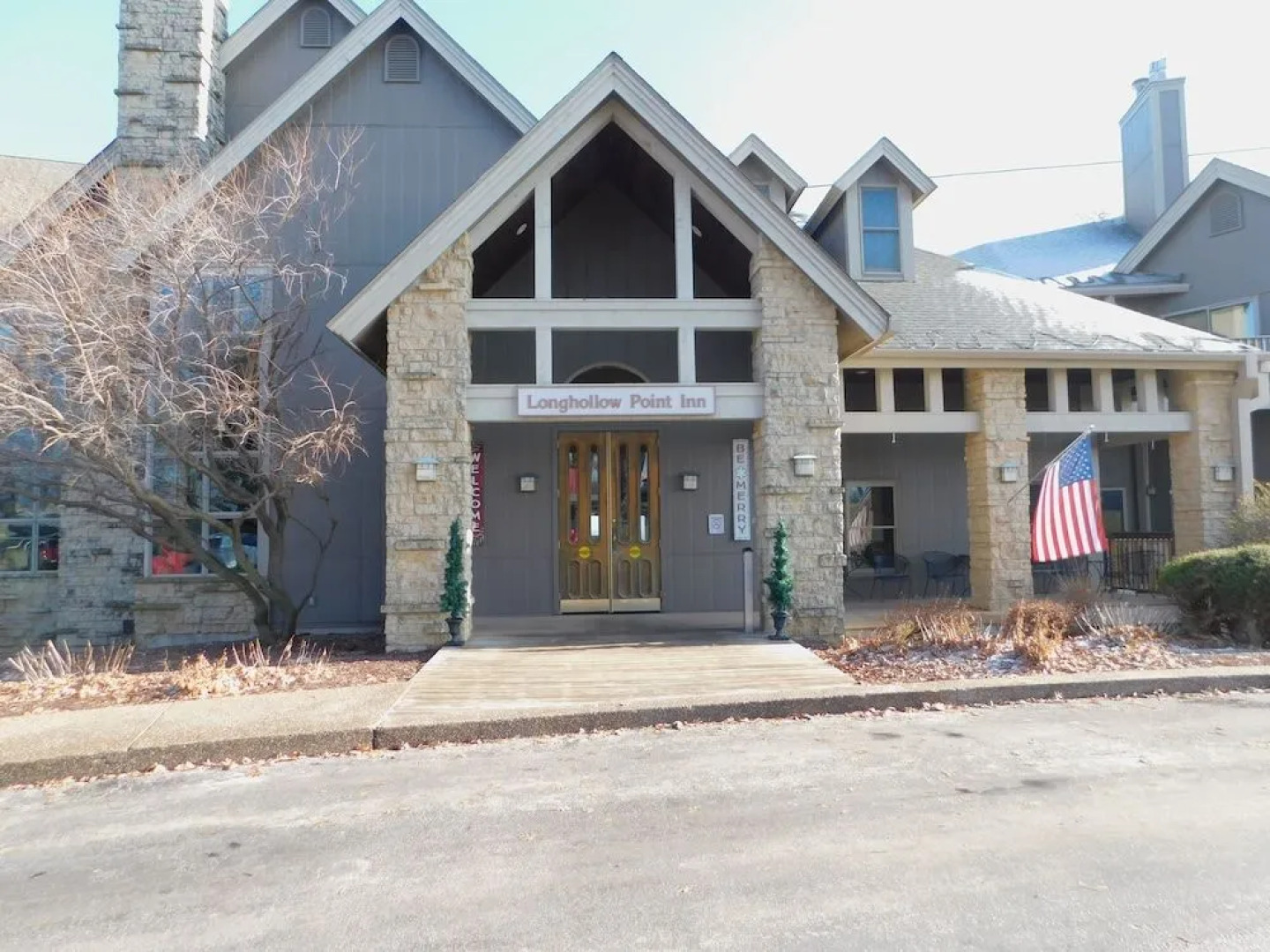 Longhollow Point Inn Studio 1105