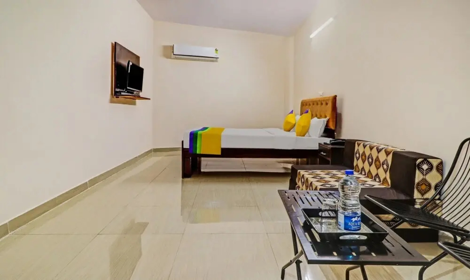 Itsy By Treebo - Divine Inn