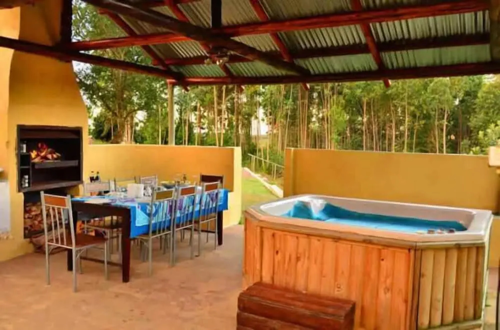 Mulberry Lane Suites