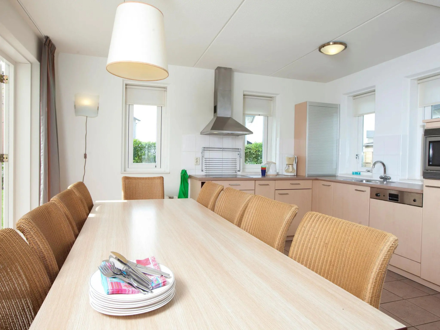 Comfortable Villa With Three Bathrooms, Near Rockanje