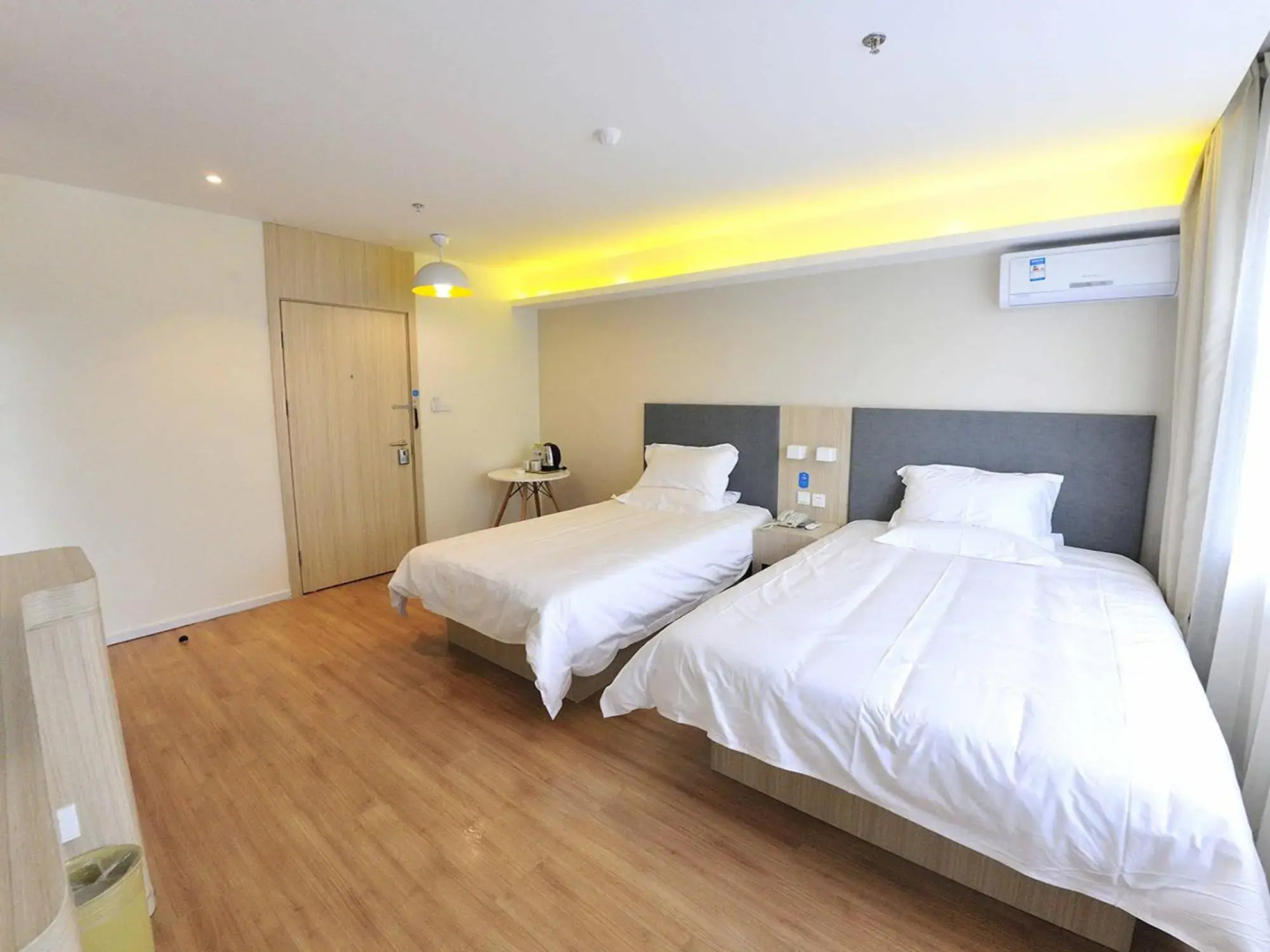 Hanting Hotel Jixi Railway Station