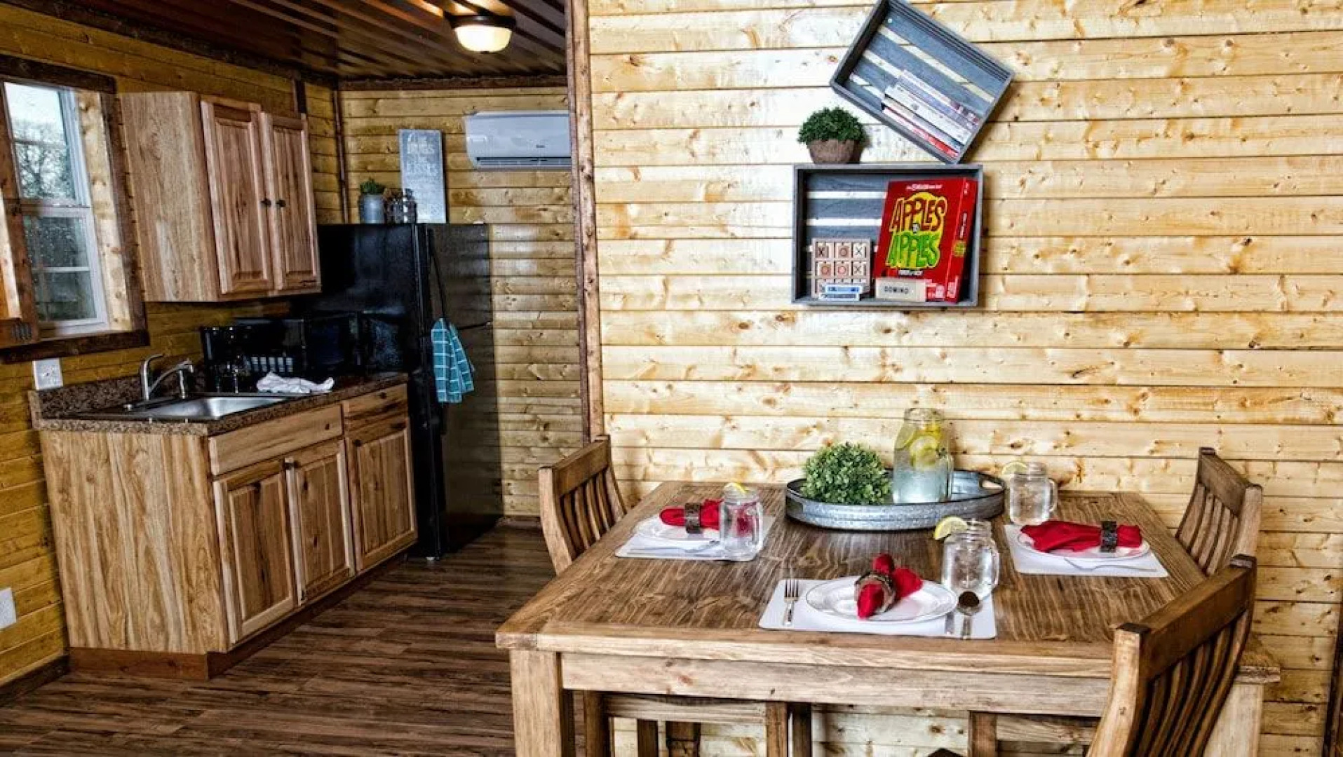 Stateline Cabins & RV