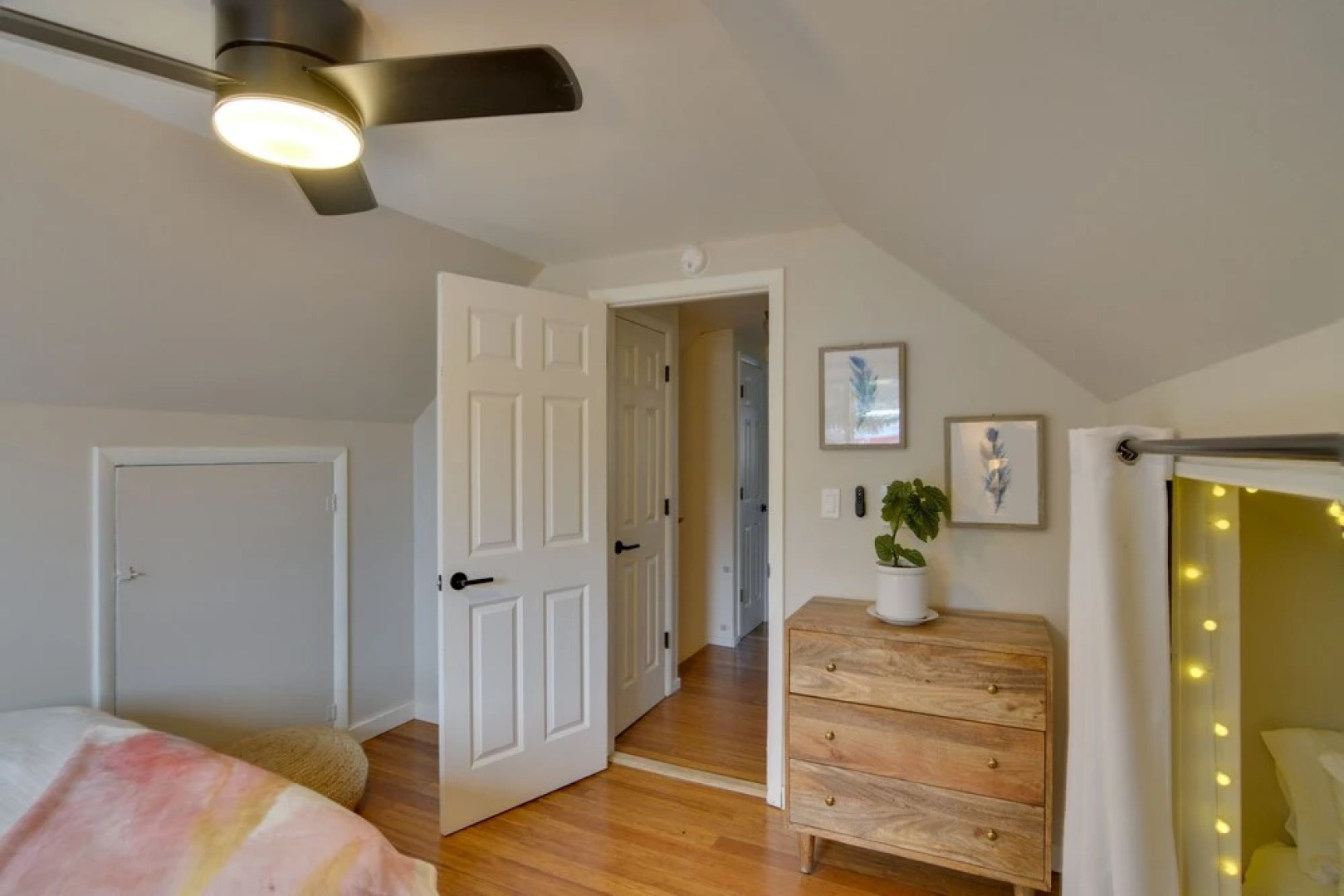 Buena Vista Getaway ~ 1/2 Mi to Downtown!