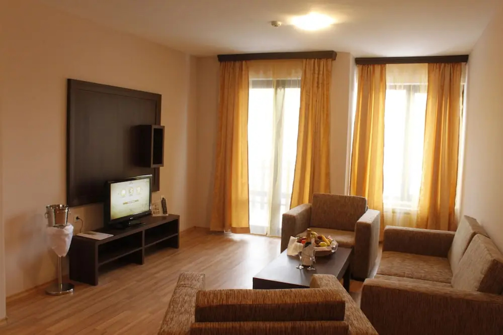 St. Spas Hotel & Balneo Complex