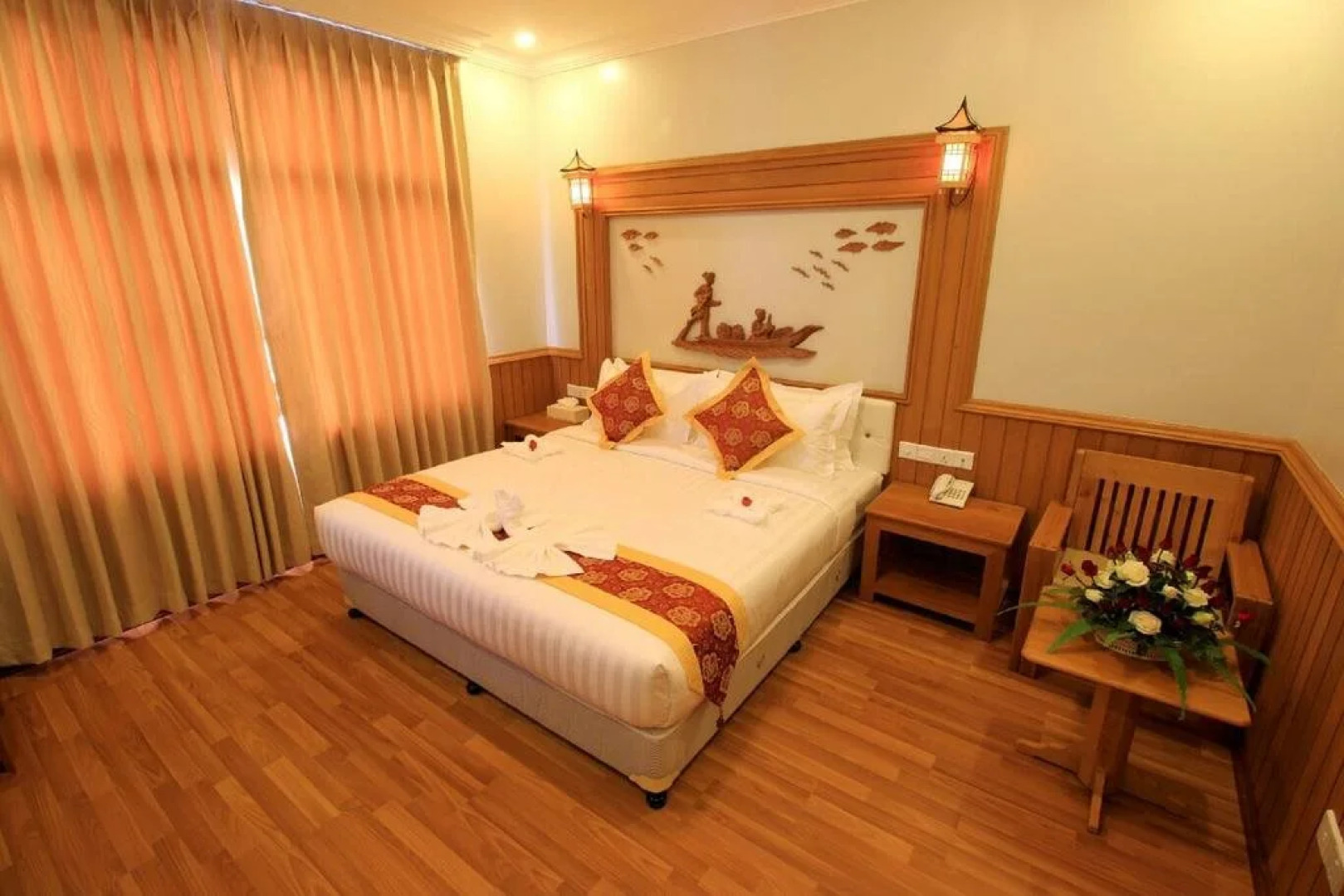 Inle Cherry Queen Hotel