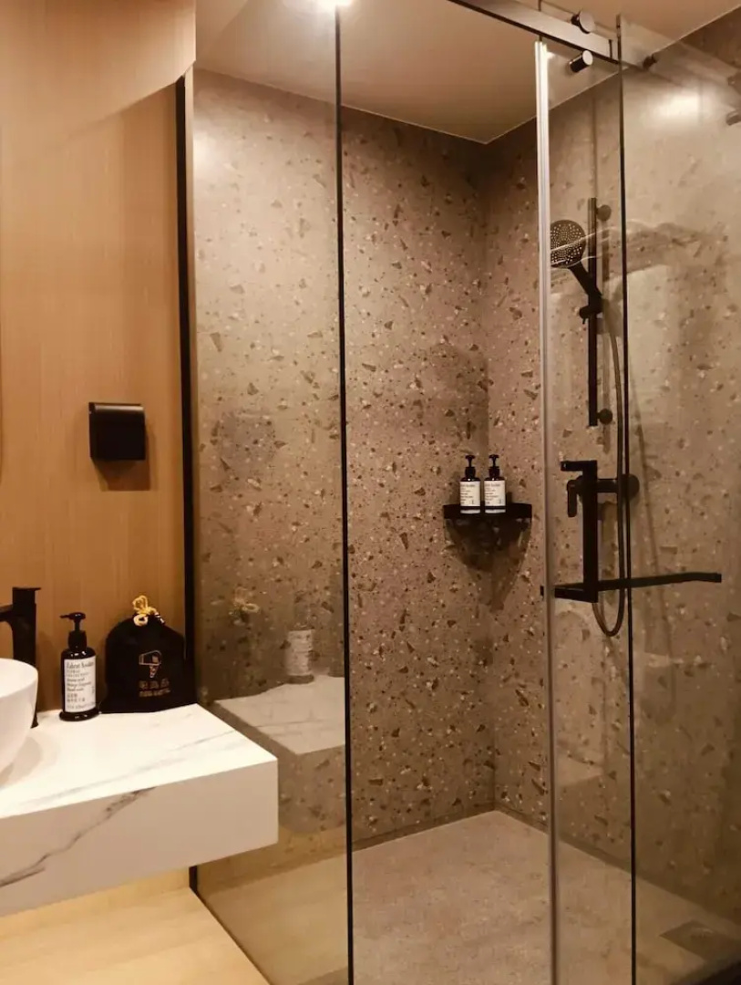Grace Hotel