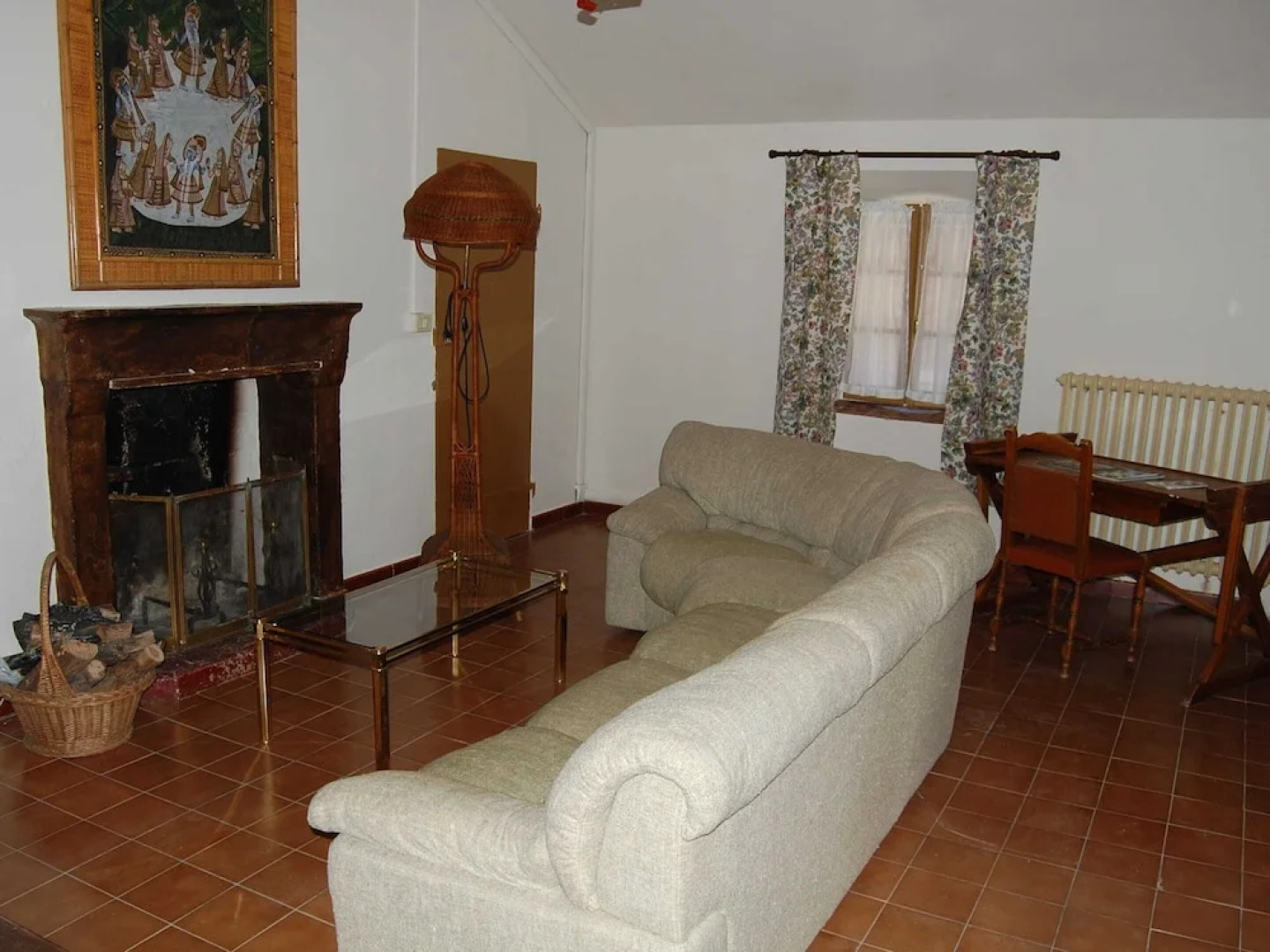 Apartment in a 19th Century Building, in the Hills With Stunning Views, Wifi
