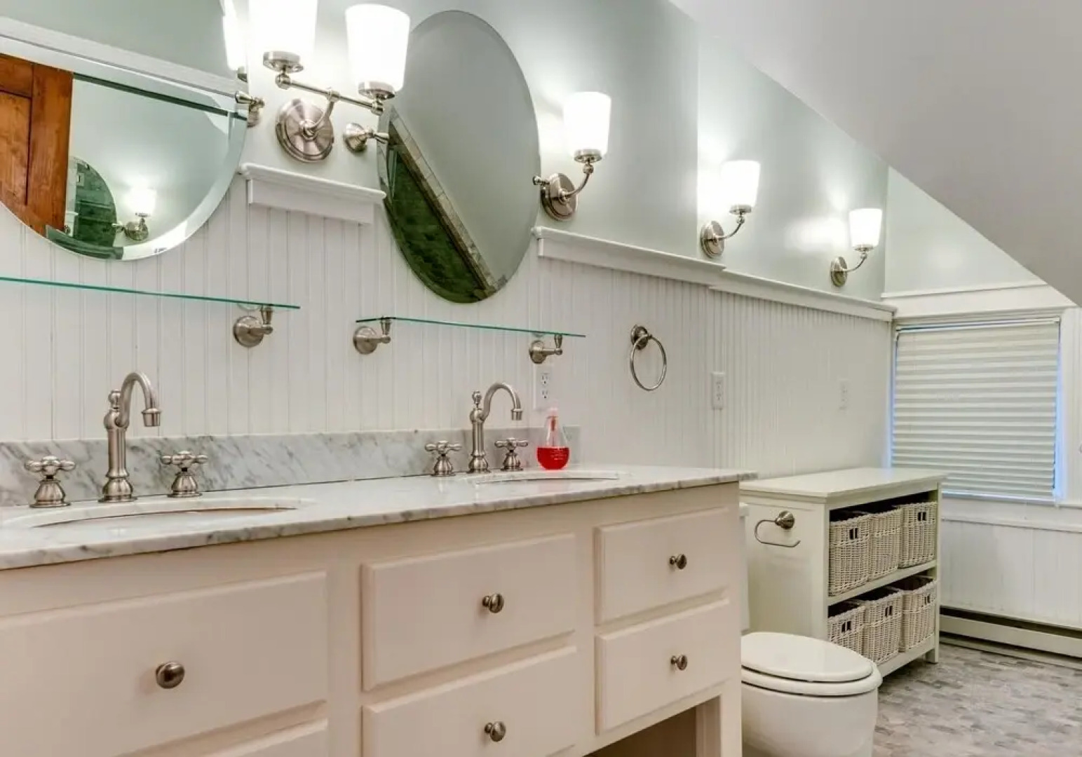 Aldine 4a 4 Bedroom Condo by Redawning