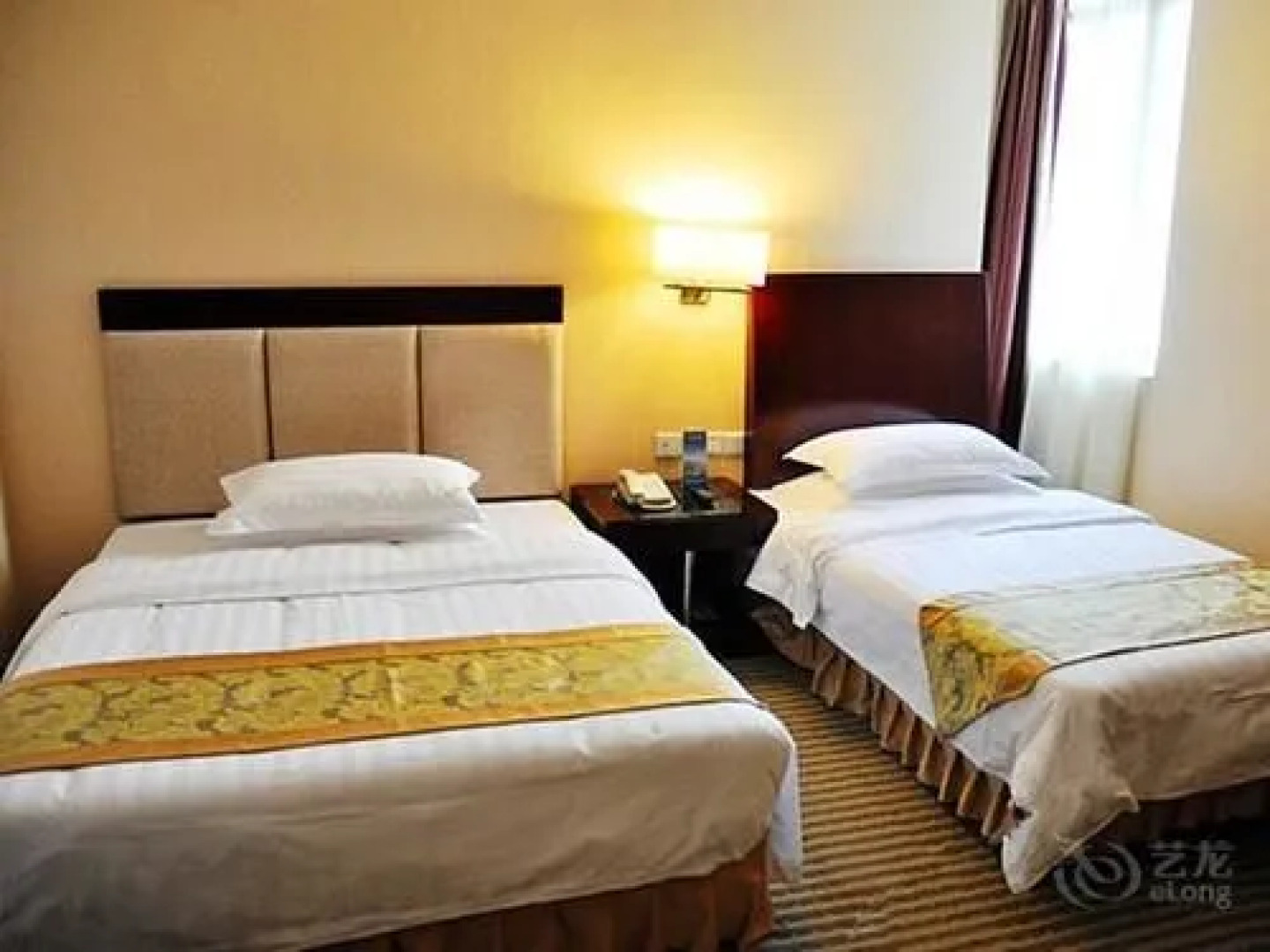 Xiamen Kellywood Hotel