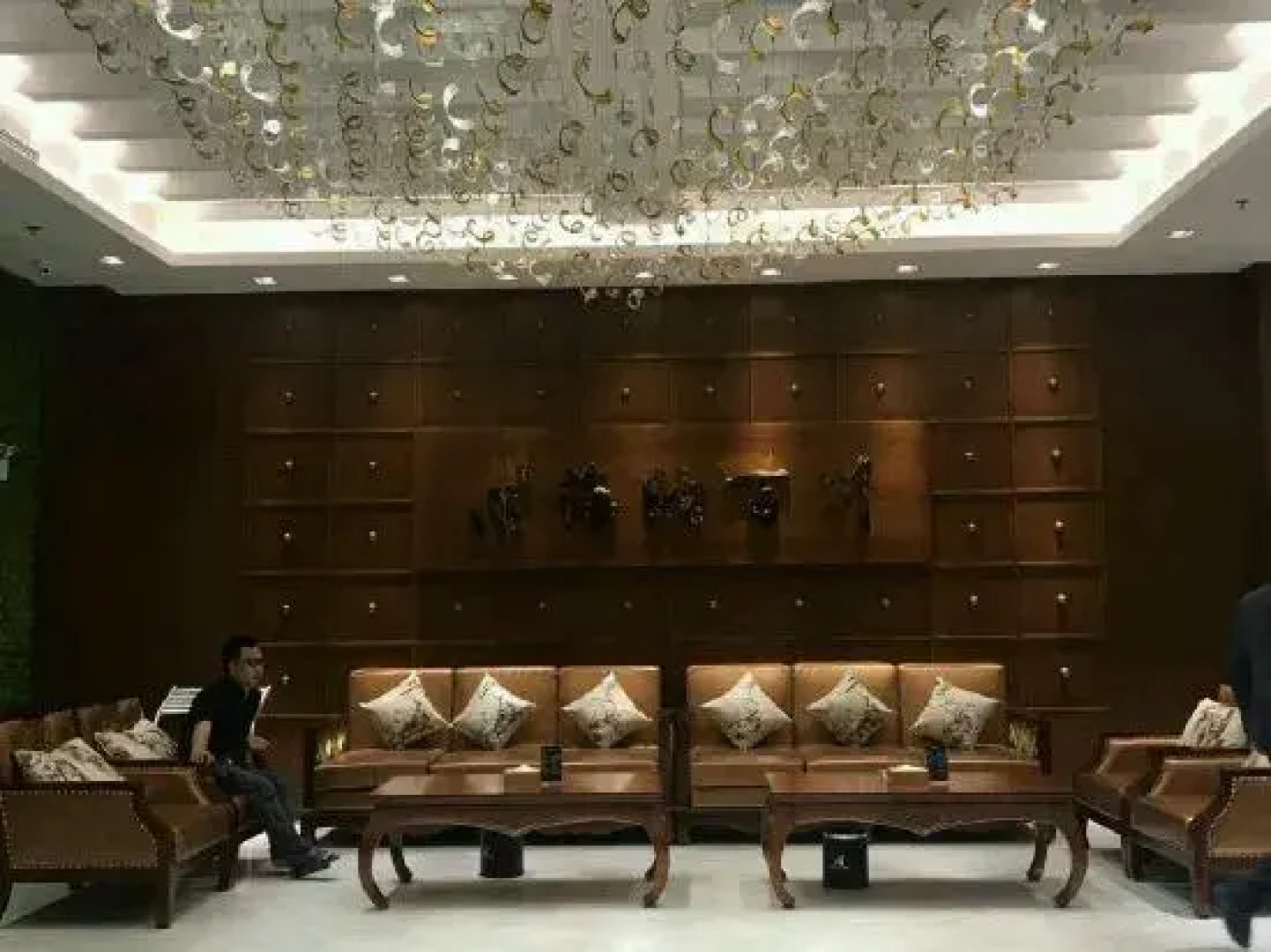 Jixi Haina Baichuan Hotel