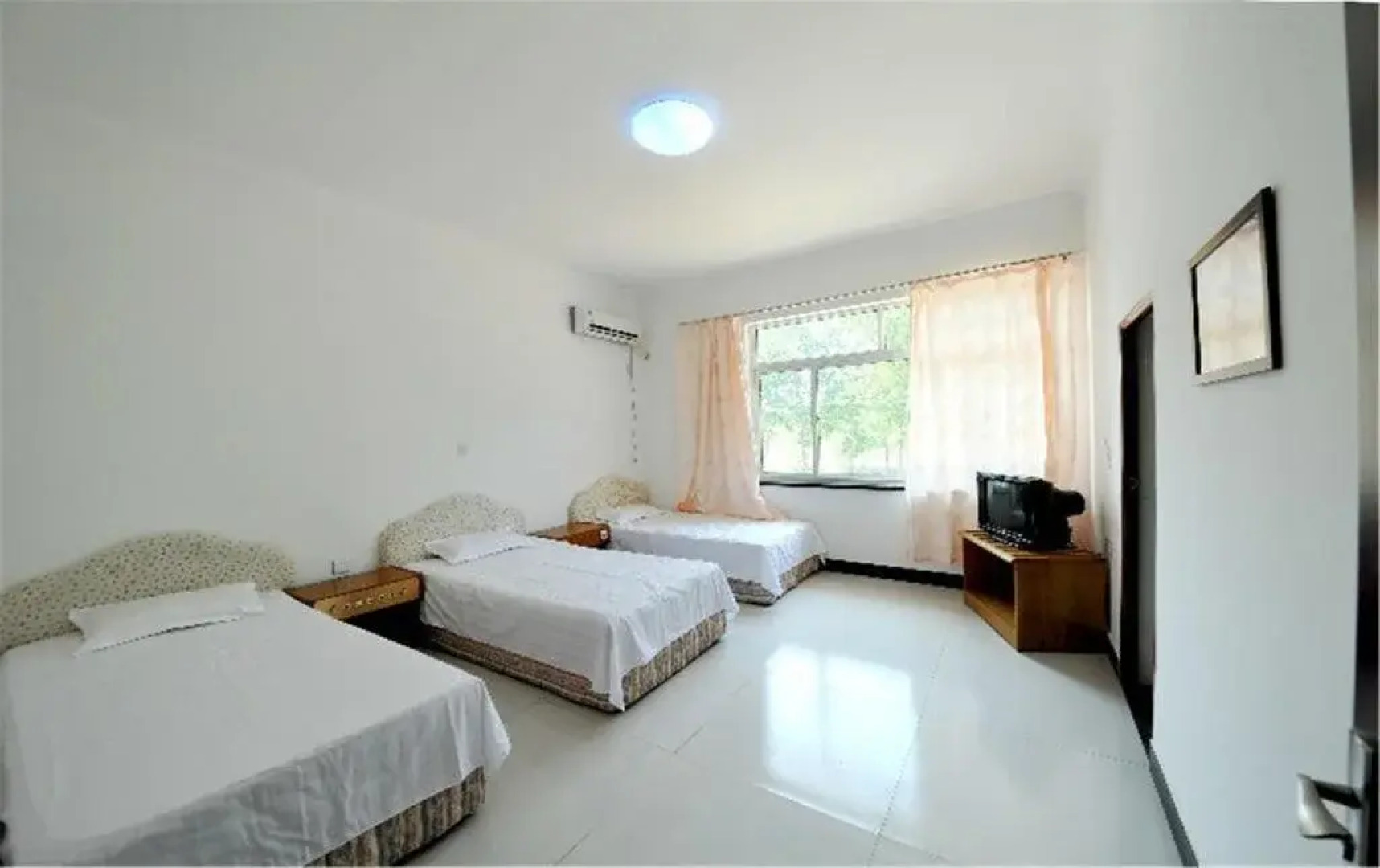 Beidaihe Caochang Fengguixia Hotel