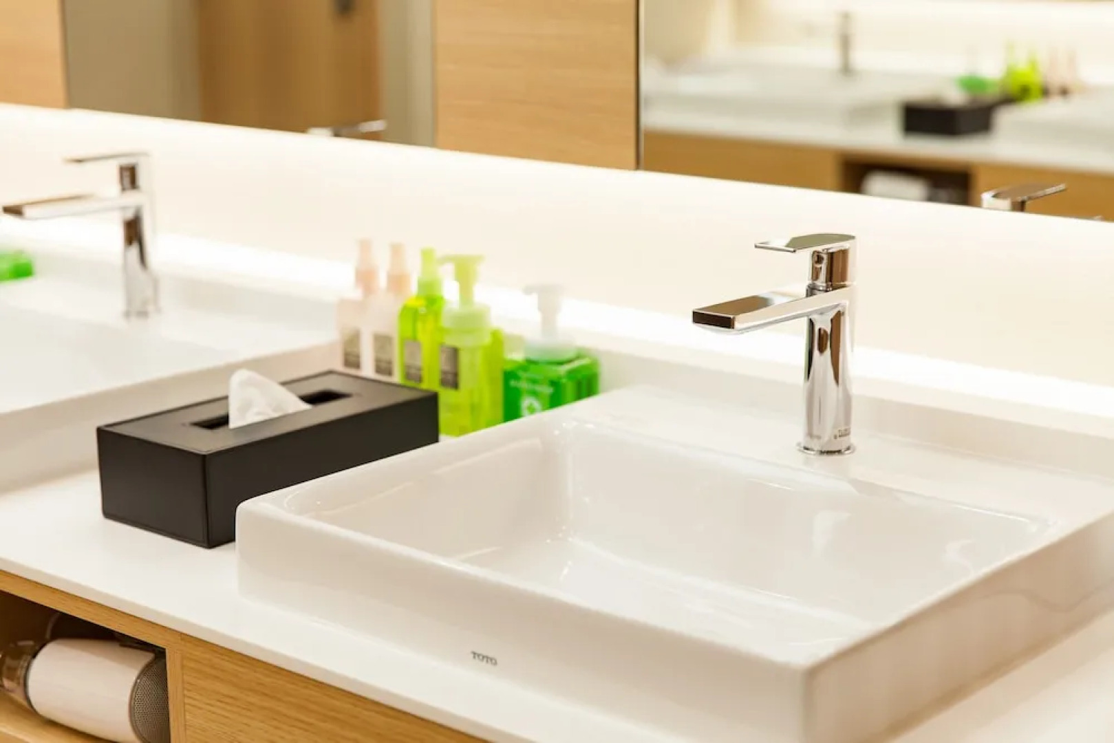 Y's Cabin Yokohama Kannai