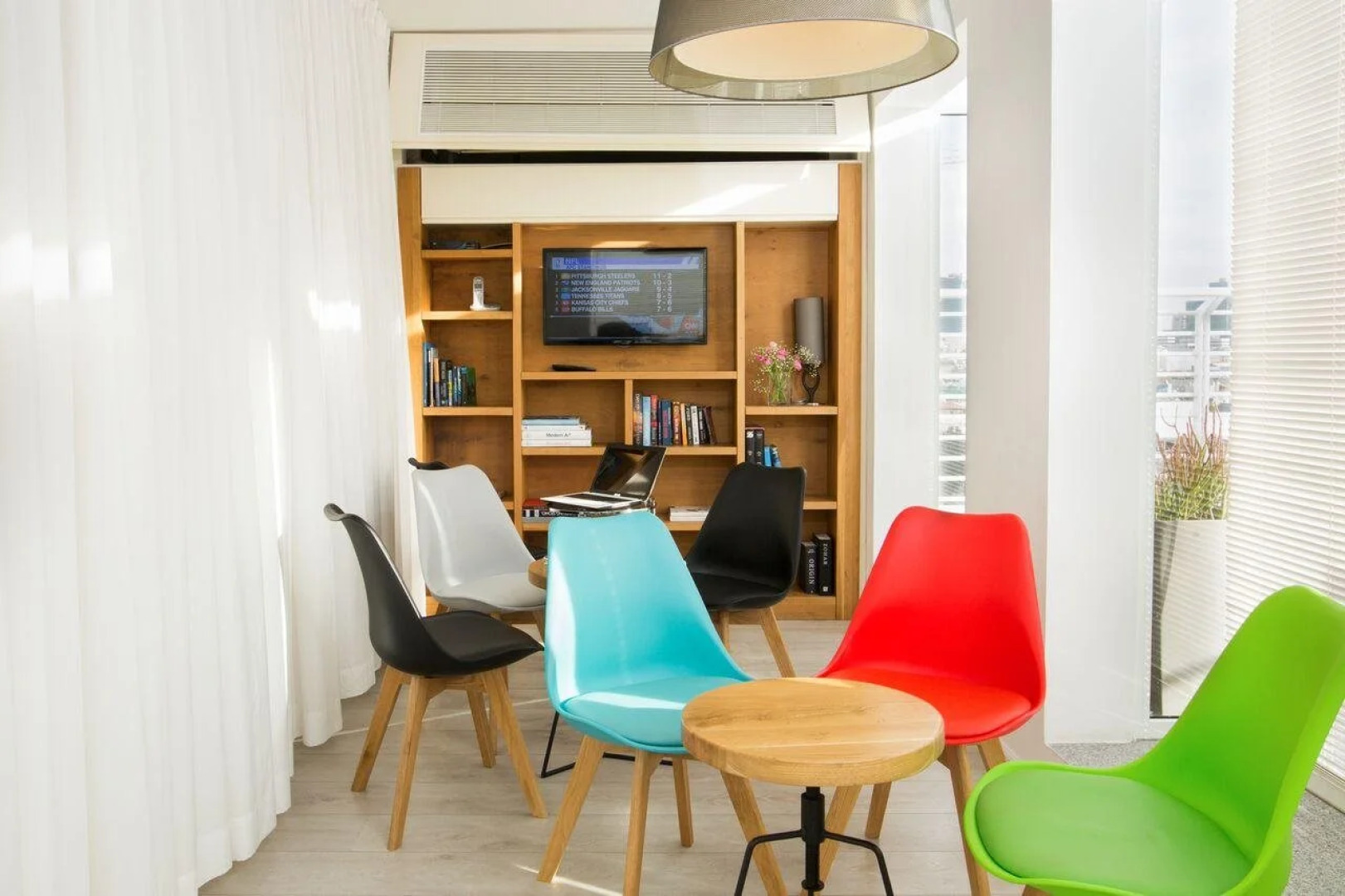 The Savoy Tel-Aviv, Sea Side