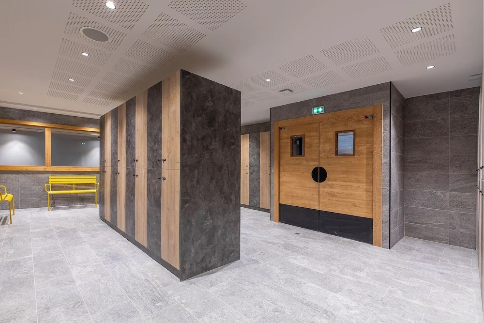 La Cour Aux Ecureuils