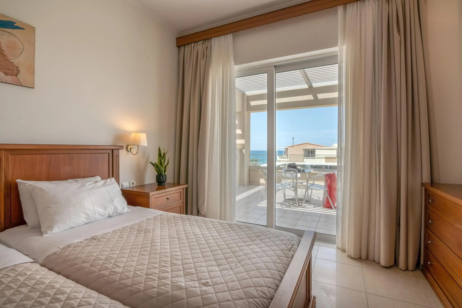Castro Beach Hotel