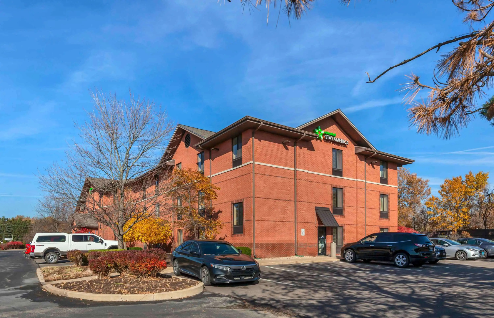 Extended Stay America Select Suites Rockford State Street