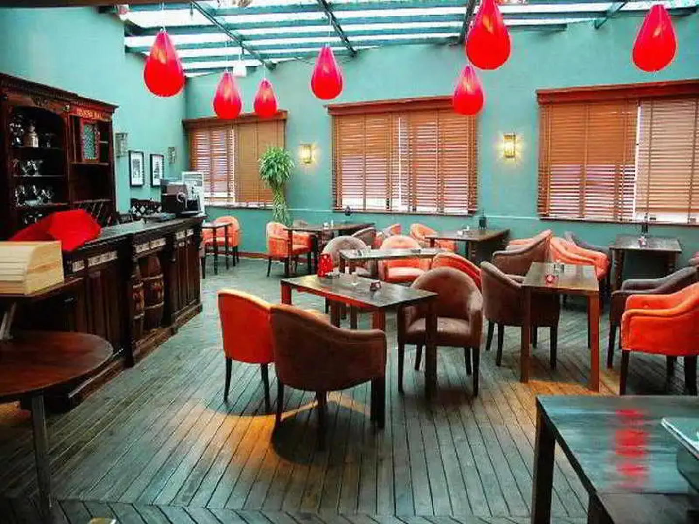 Manhattan Bund Business