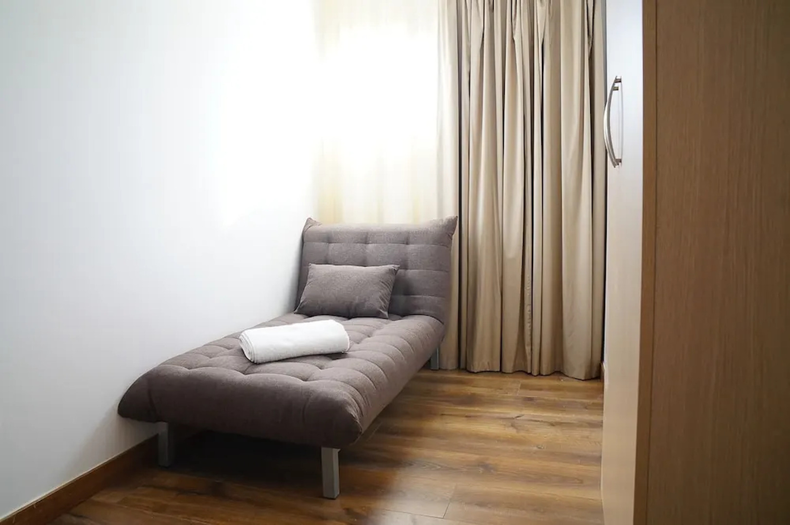 2 BD Maisonette Galatex