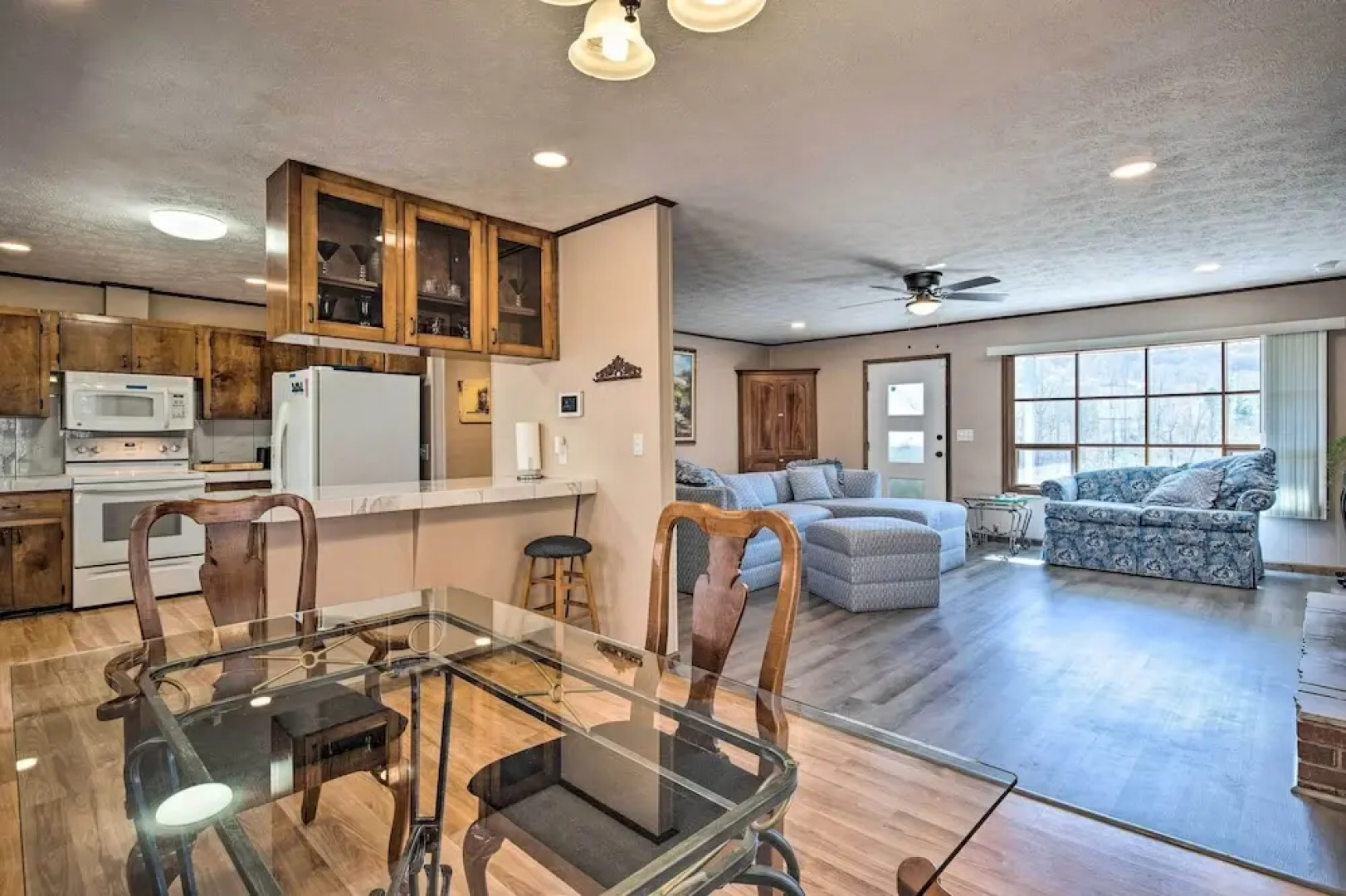 Pet-friendly Saluda Home w/ Mountain Views!