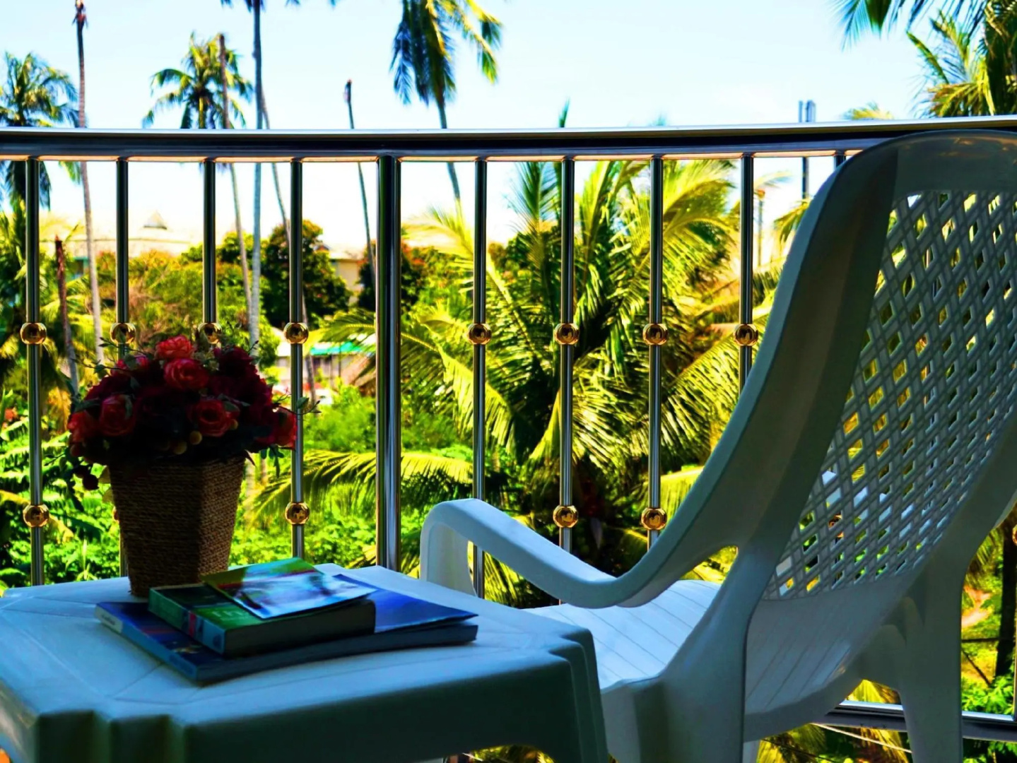 Sairougn Seaview Hotel