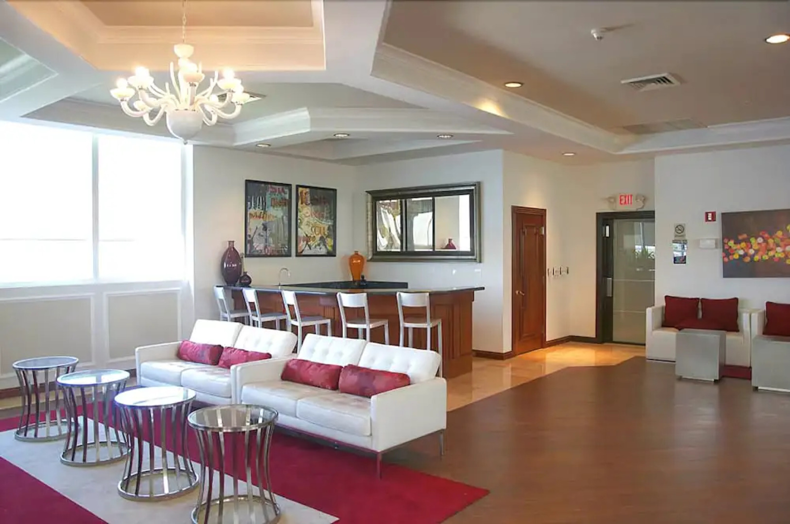 Luxury Apartments At Intracoastal