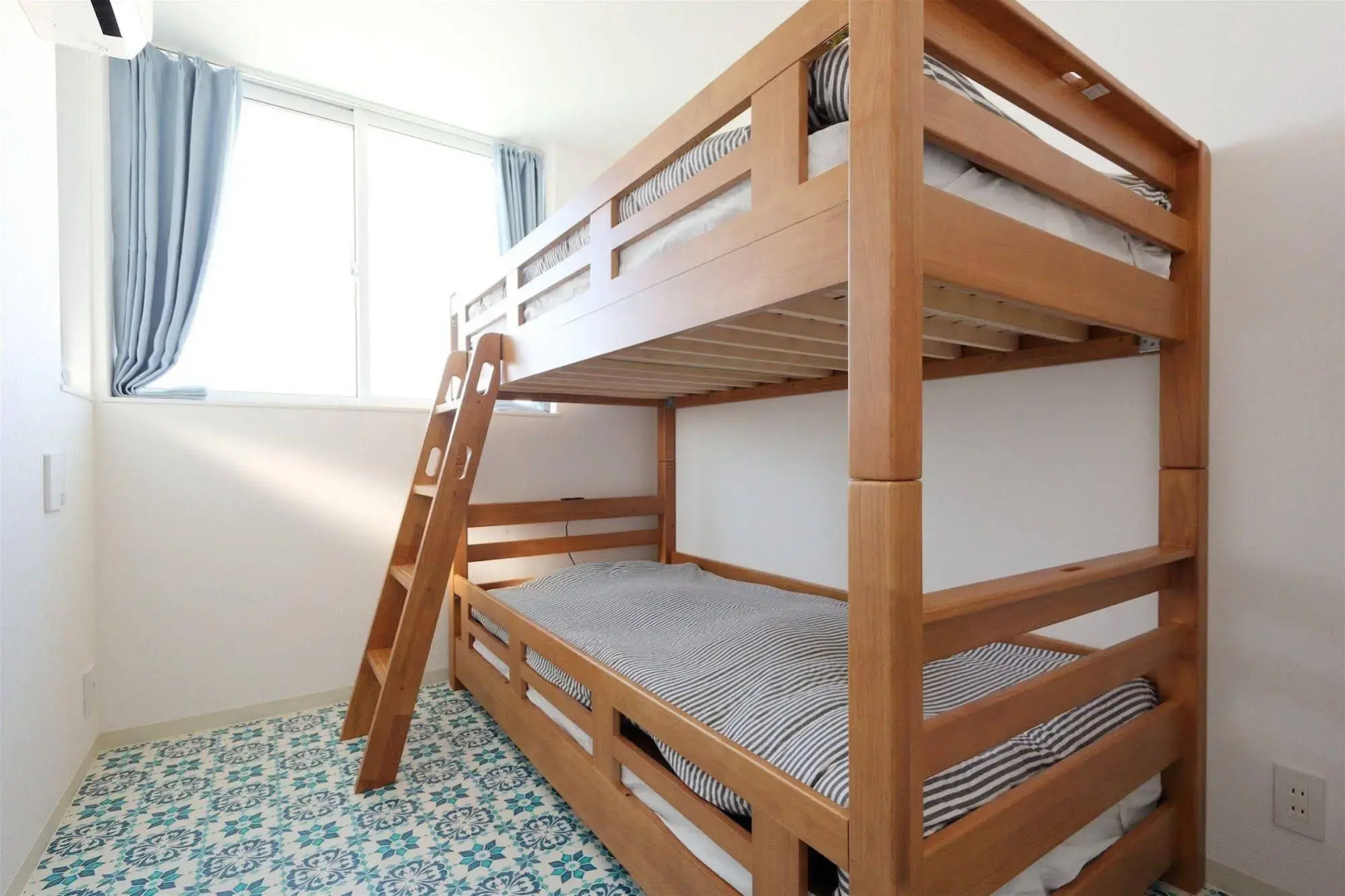 Shonan-Enoshima Seaside Guest House – Hostel