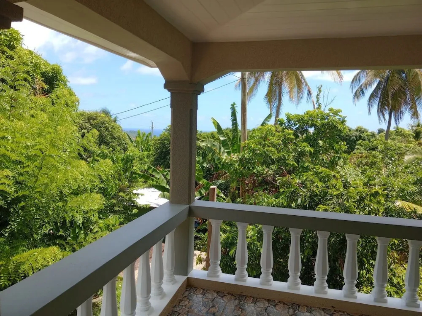 Impeccable 2-bed House in St Patrick's