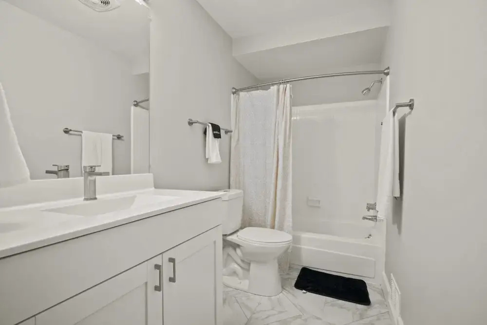 2BR Stay Close to Downtown