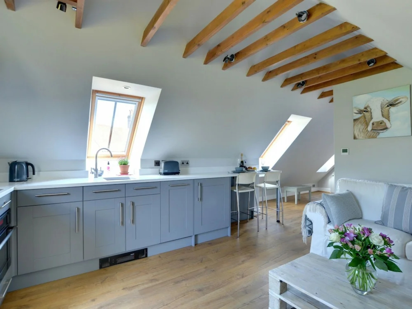 With Wonderful Views, This Could be the Most Romantic Hideaway Ever