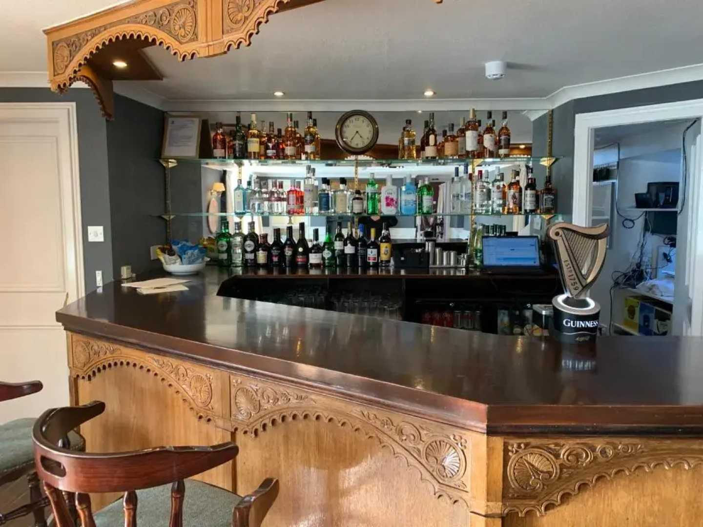 Delnashaugh Hotel