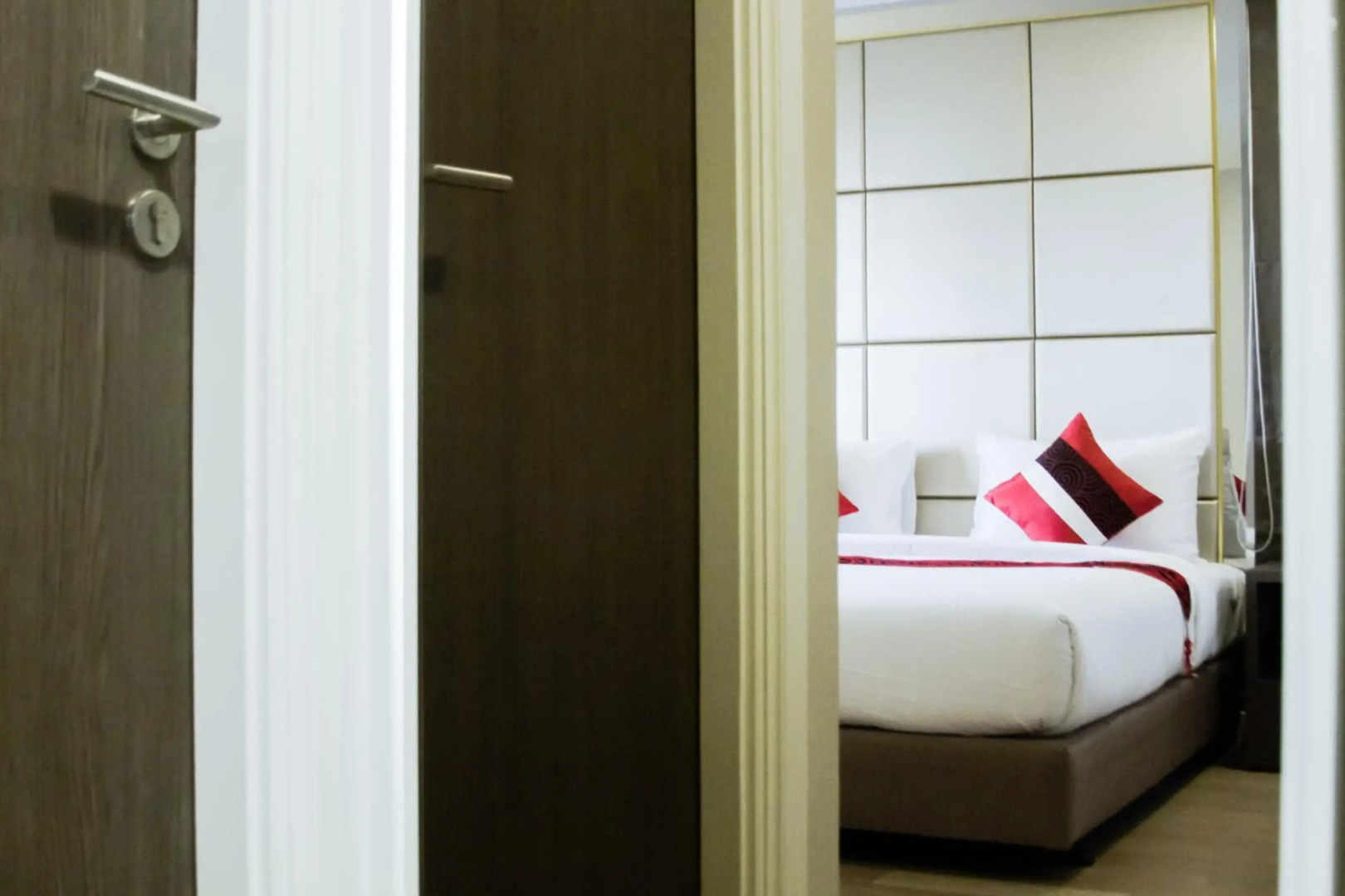 Hope Land Hotel Sukhumvit 8