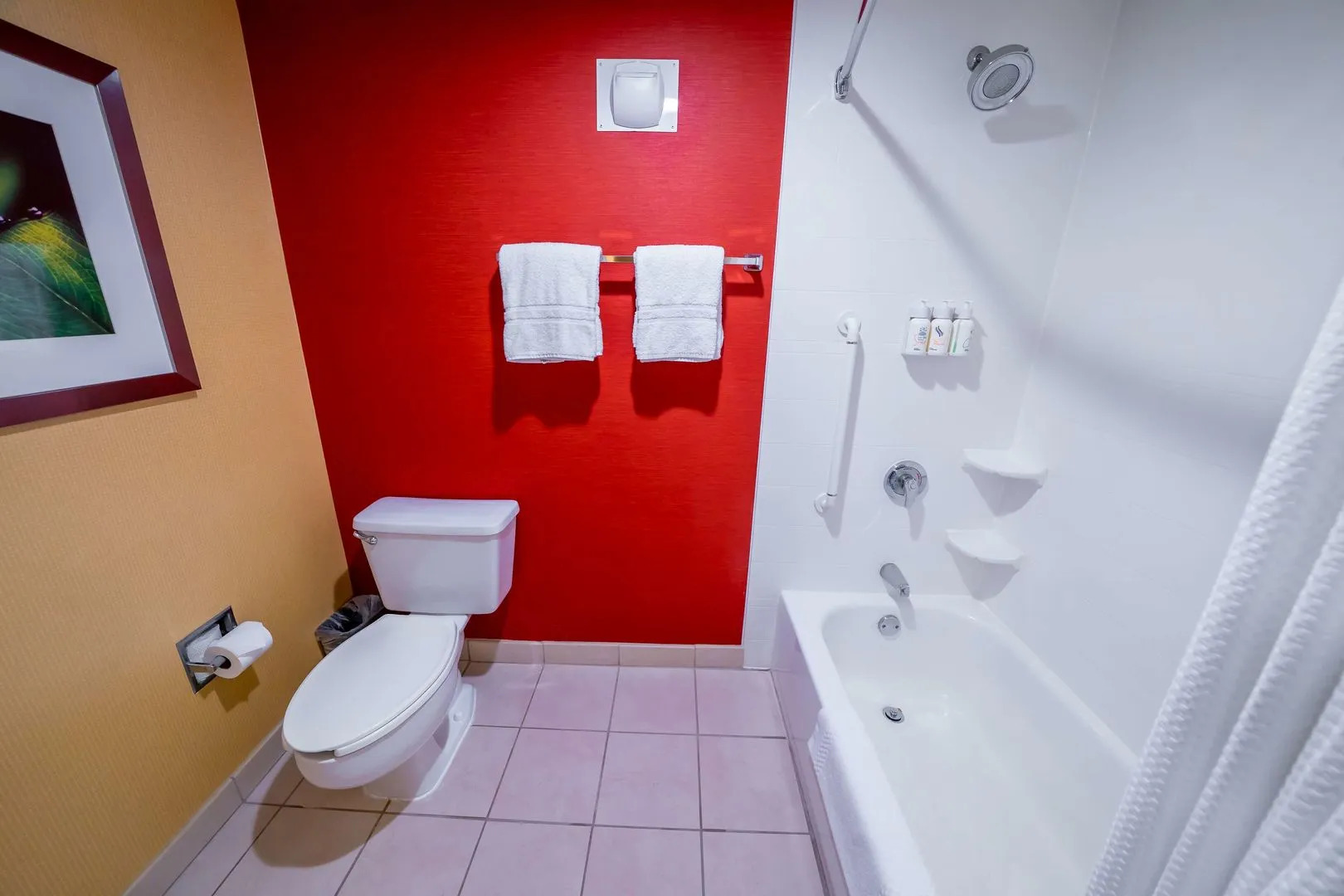 Spark by Hiton Bettendorf Quad Cities