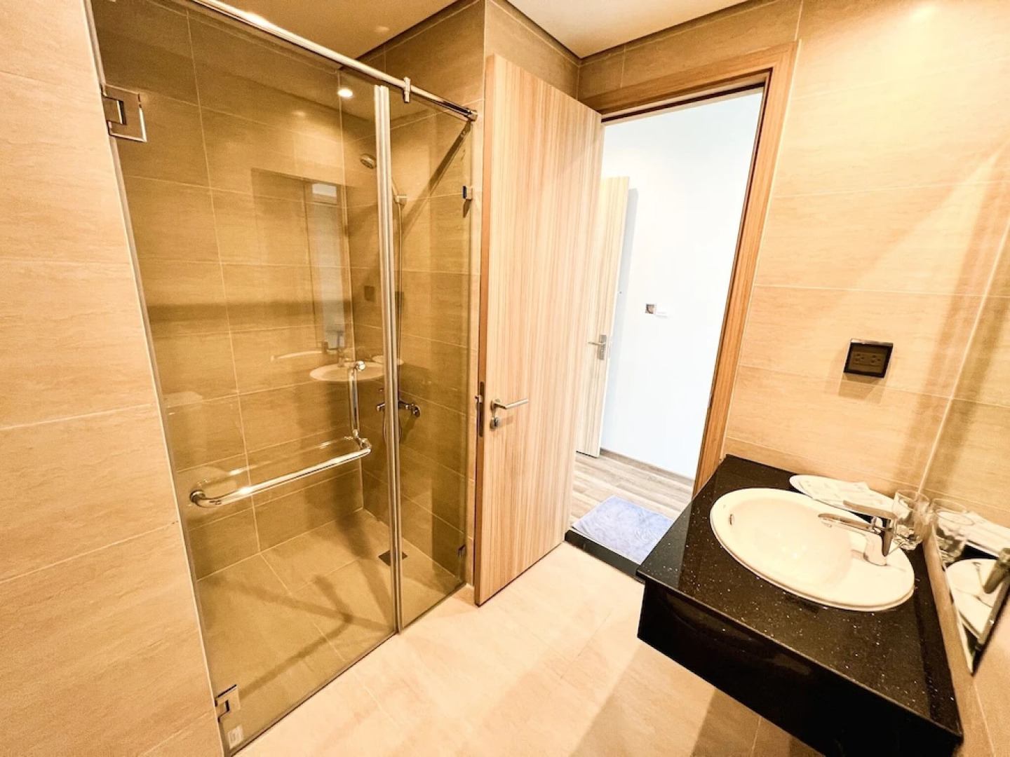 Marina Seaside Boutique Hotel