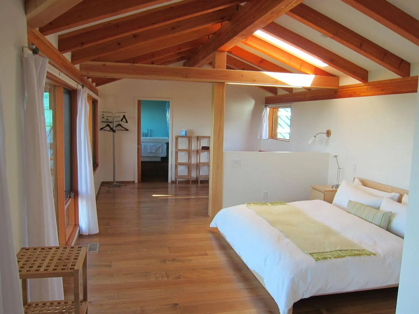 Myra Canyon Lodge + Ranch