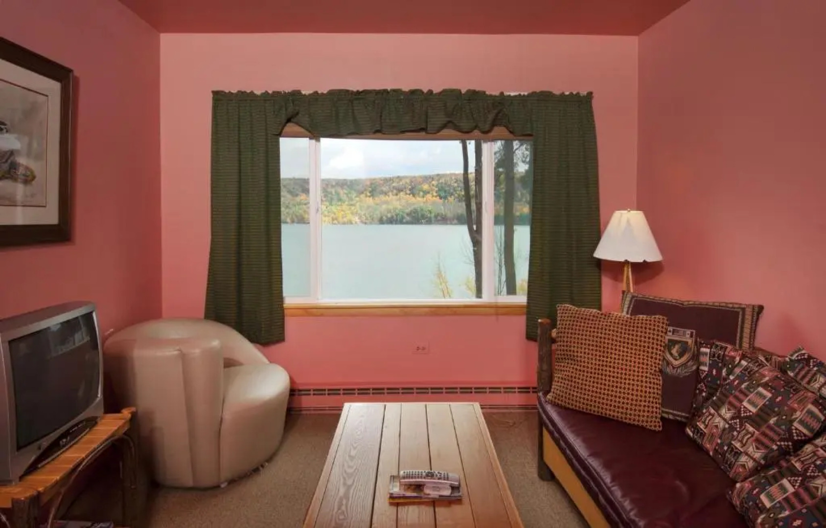 Cobblescote on the Lake