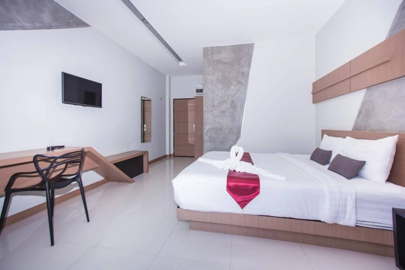 Ray Hotel