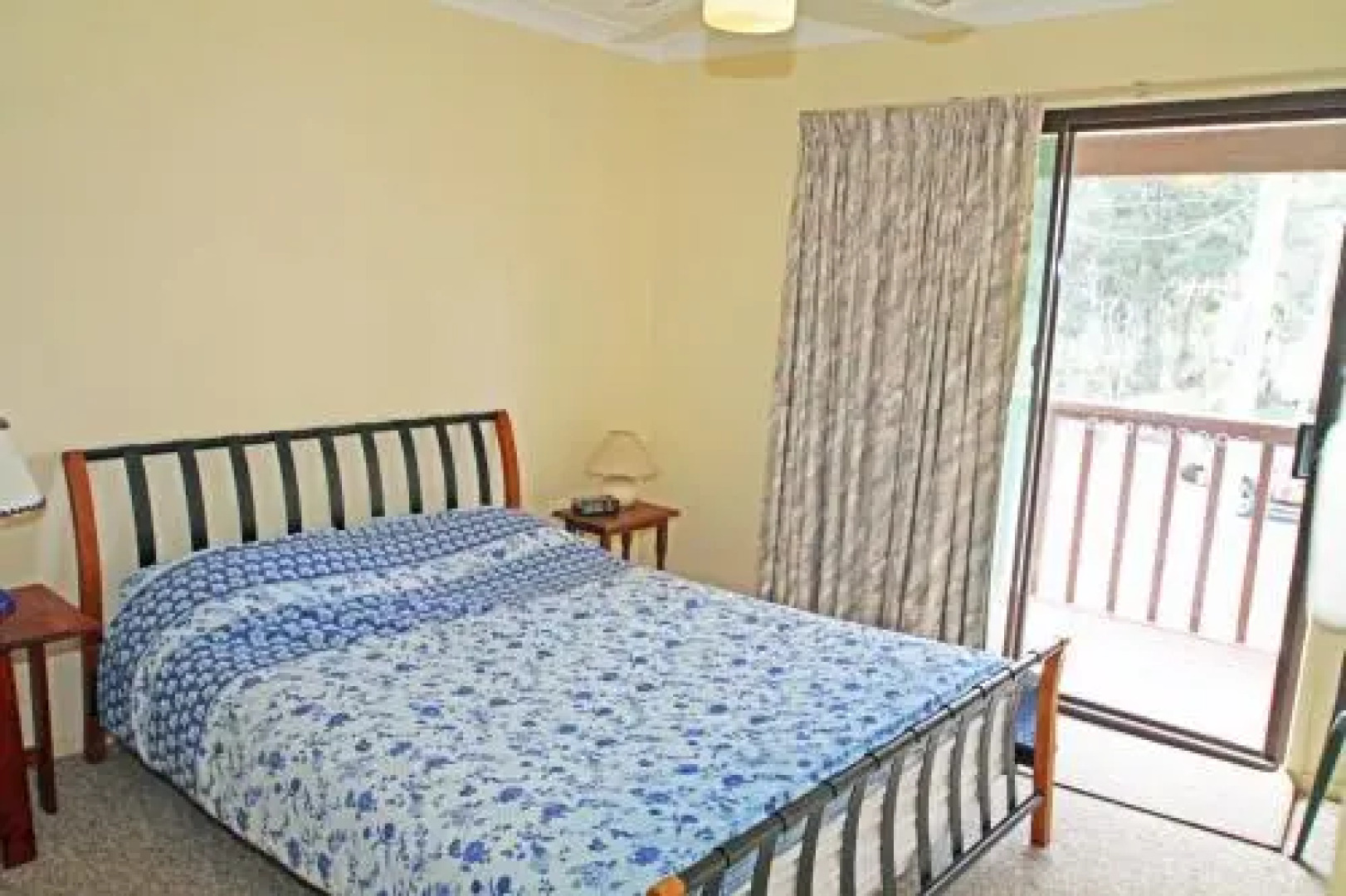 House that has the Lot