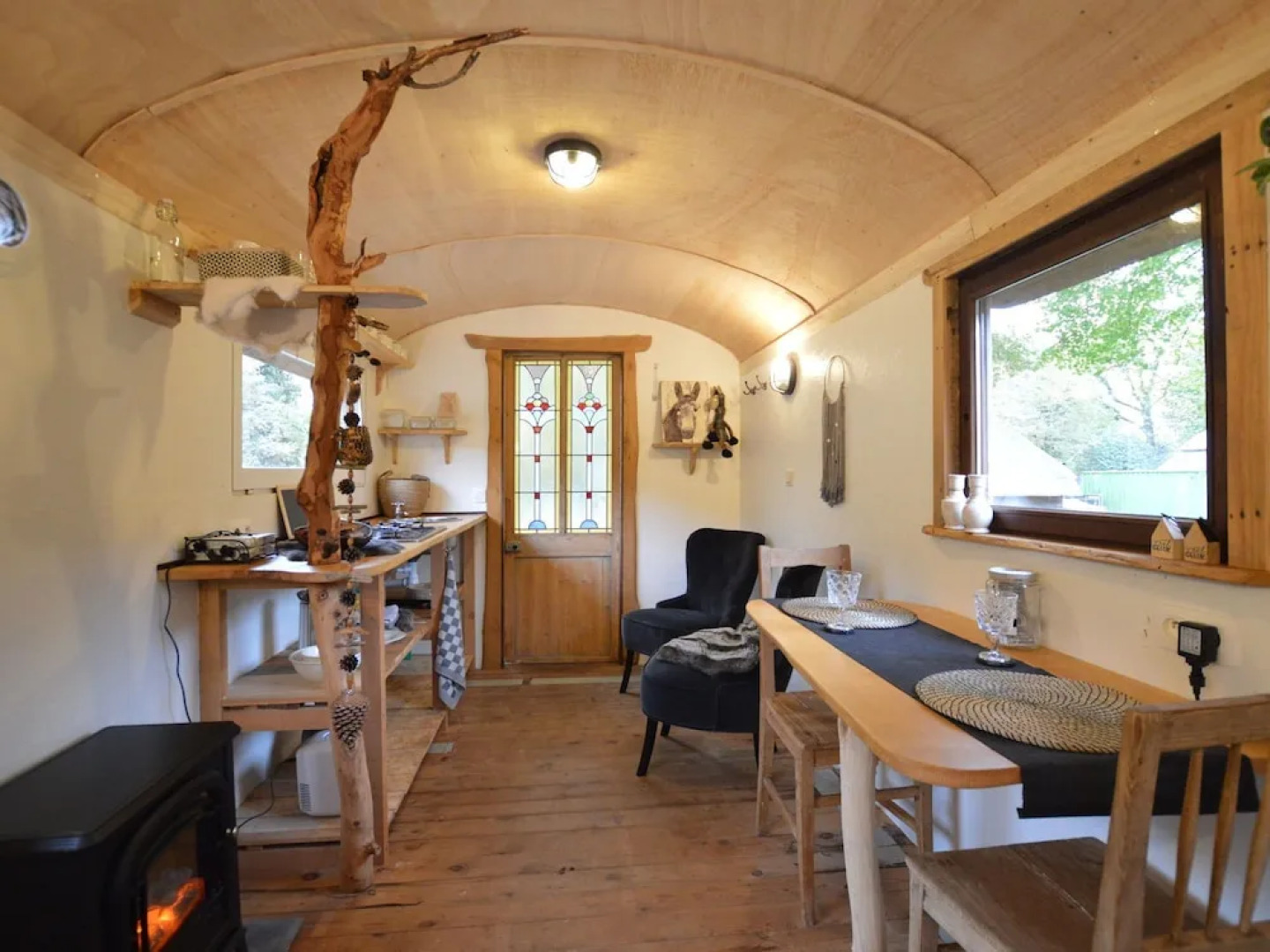 Charming Cottage in Zeeland with Hot Tub