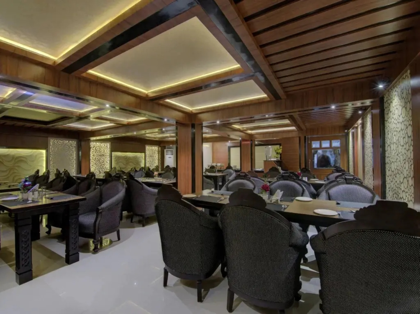 OYO 15970 GB Oceania