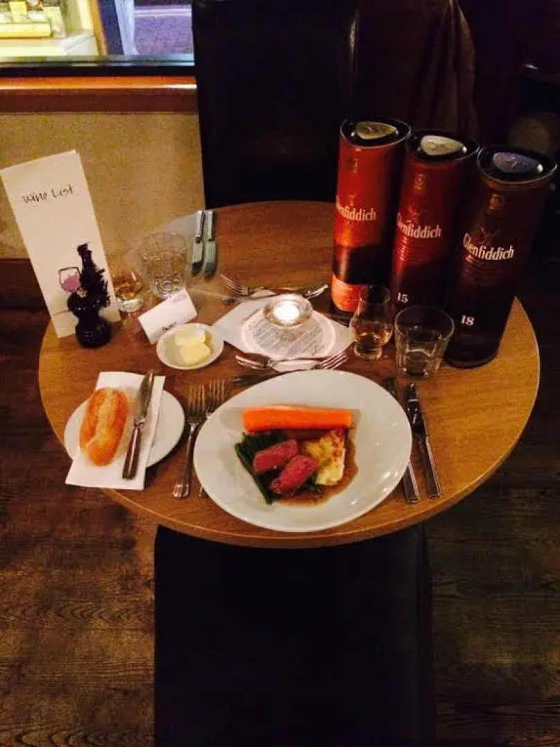 The Pipers Tryst Hotel