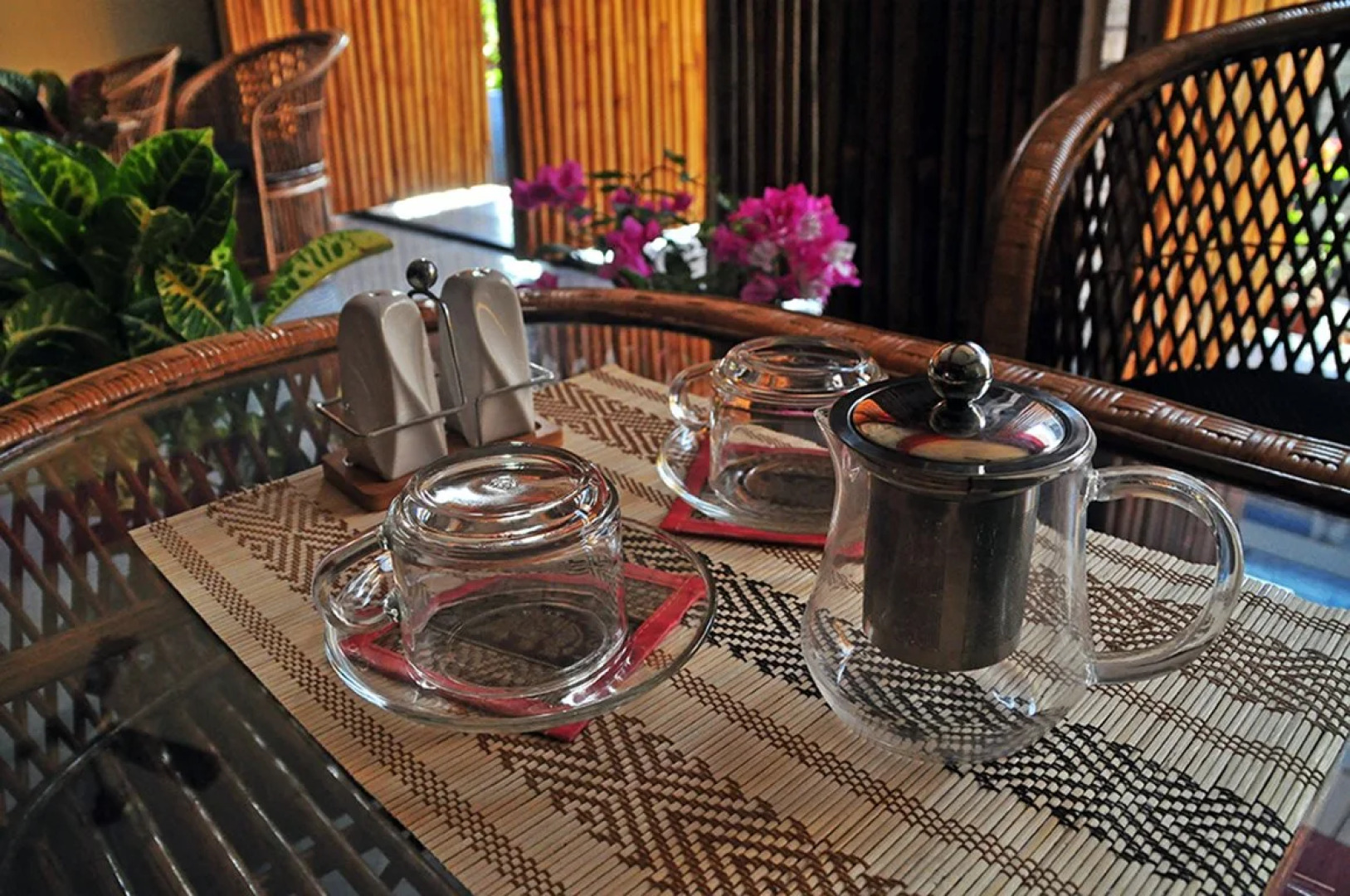 Hotel Love and Light