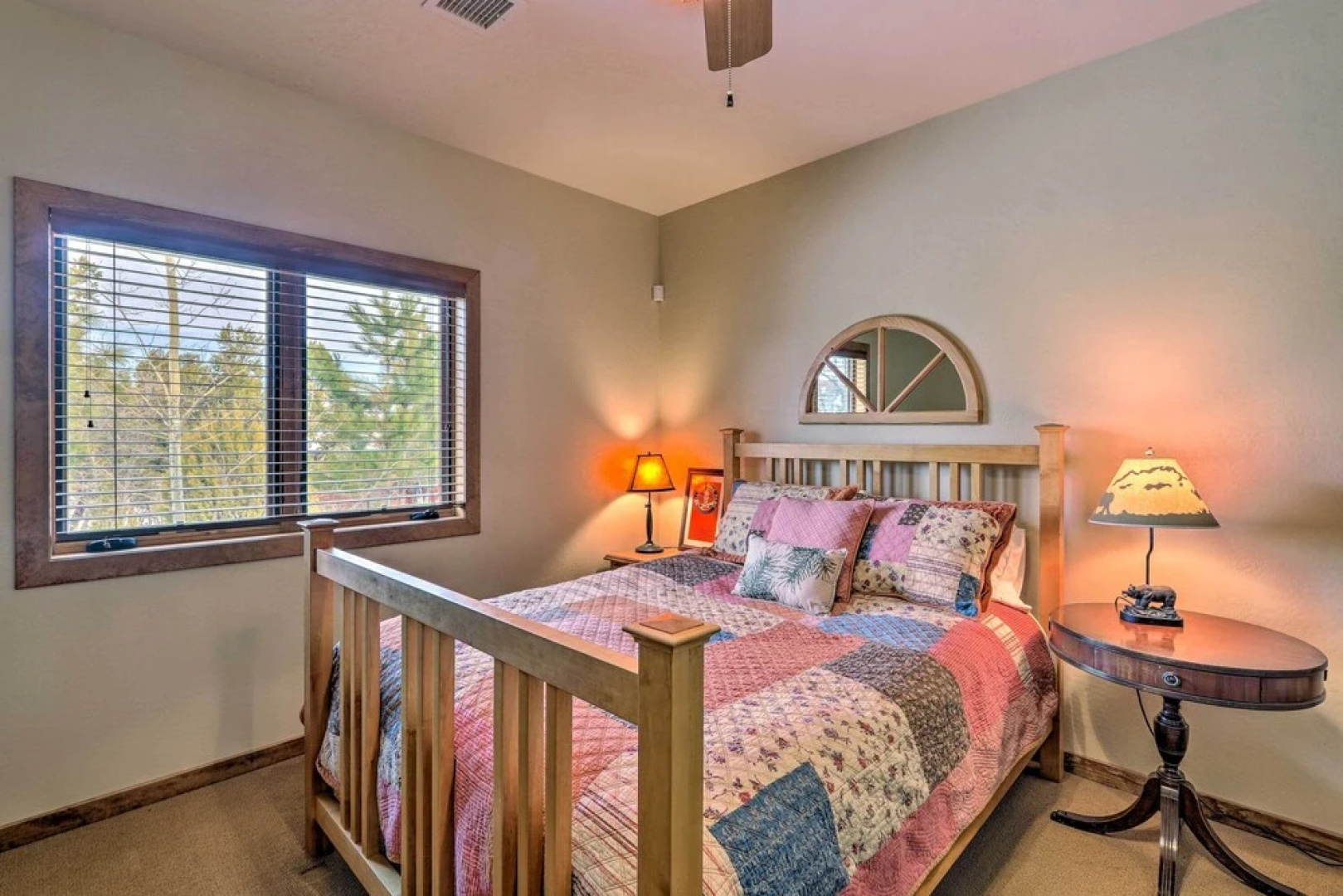 Furnished Deck + Fire Pit: Show Low Hideaway!