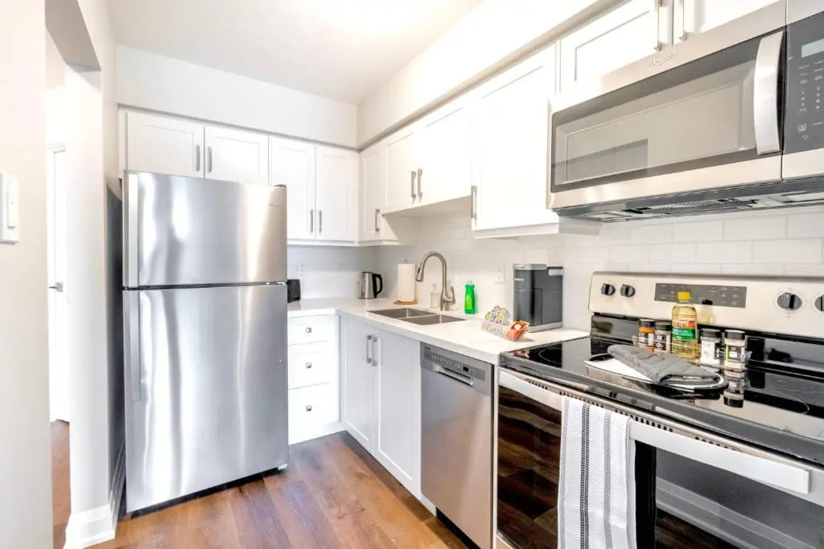 1BR Loft near DT Cambridge -Trails and Parks