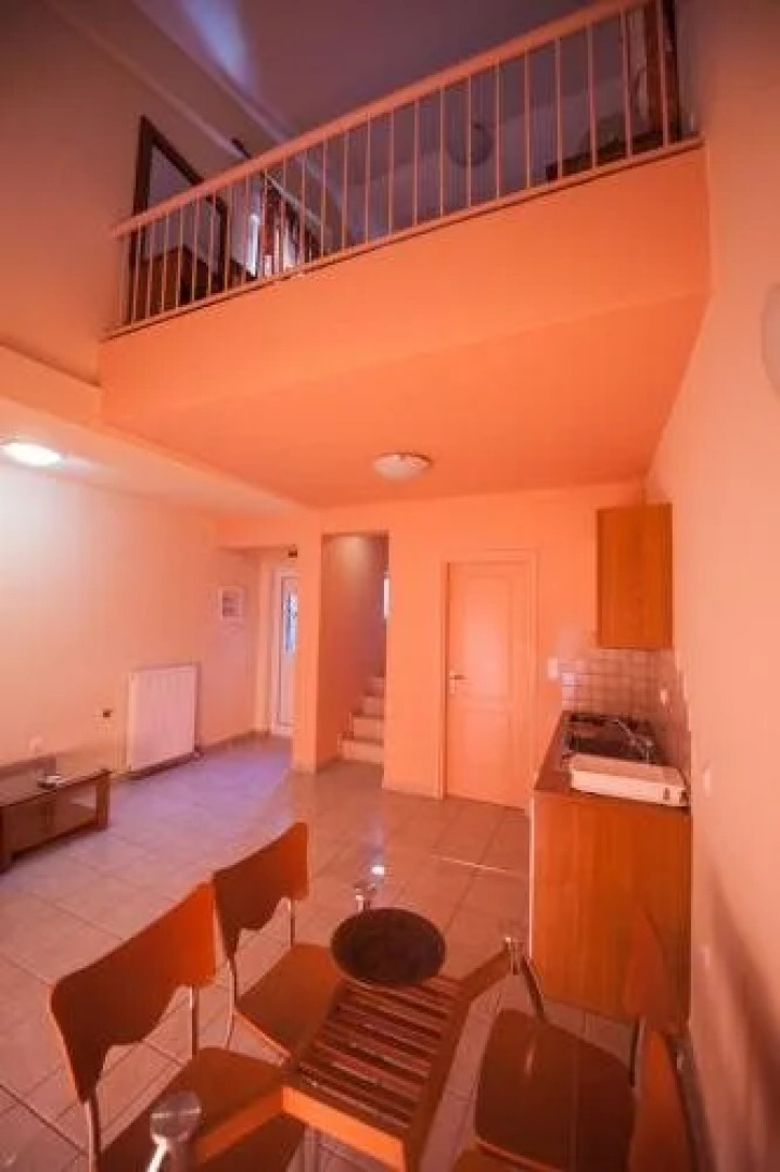 Nirrides Apts Sutdios