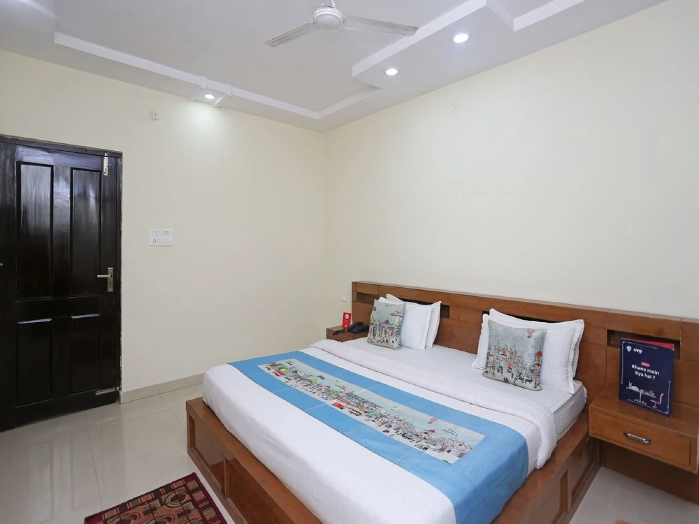 OYO 9565 Hotel New Shiv Murti