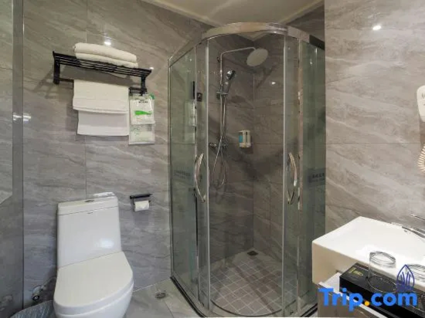 Xidiya Business Hotel (Yichun Drum Tower Pedestrian Street Runda International)