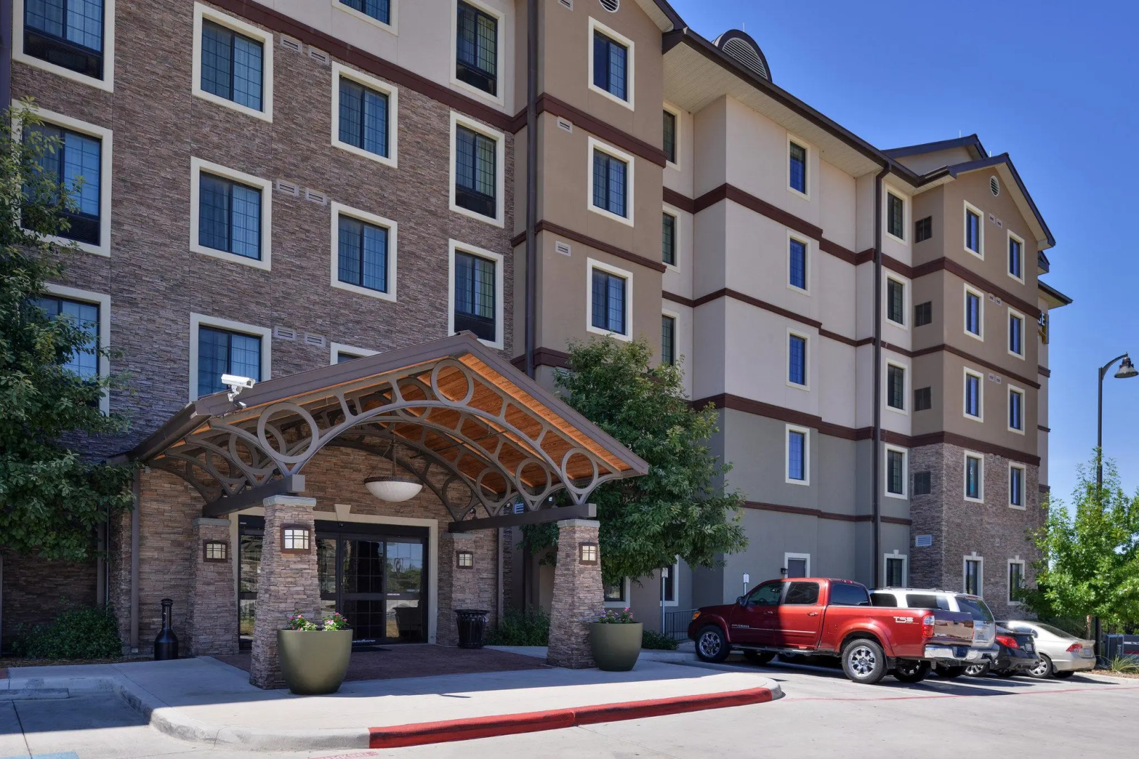 Staybridge Suites Stone Oak by IHG