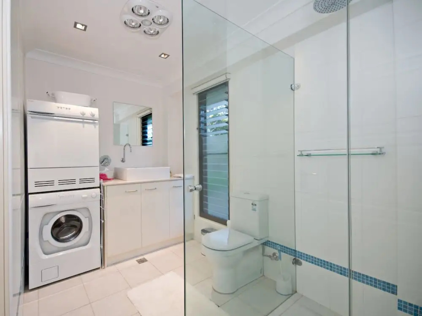 Sea Pearl, 10 Corlette Point Road